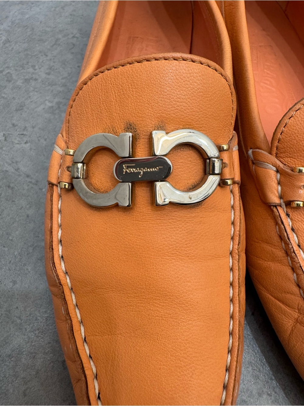 Salvatore Ferragamo Orange Leather Gancini Loafers Driving Shoes - Picture 2 of 6
